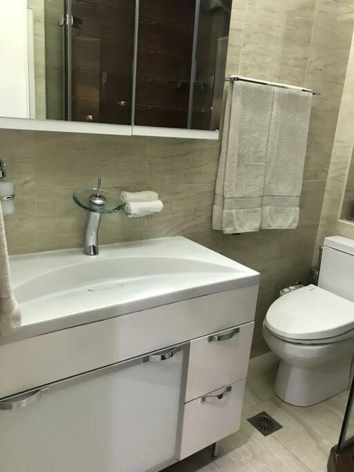 Finer Things Flisvos Beach Condo In Palaio Faliro Athene Buitenkant foto