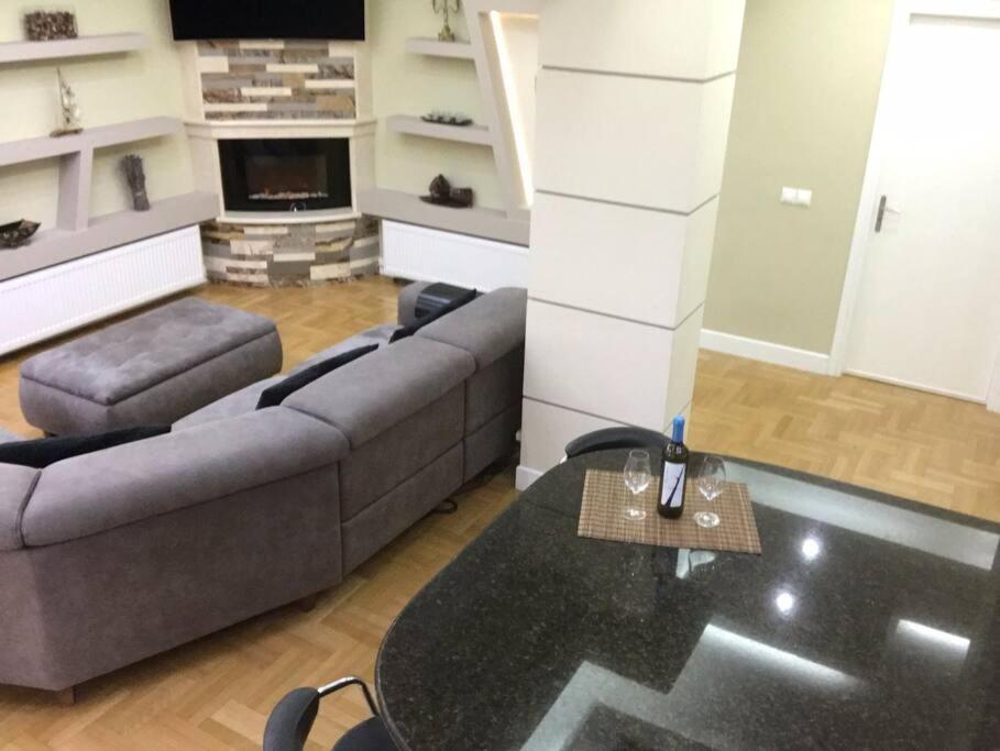 Finer Things Flisvos Beach Condo In Palaio Faliro Athene Buitenkant foto